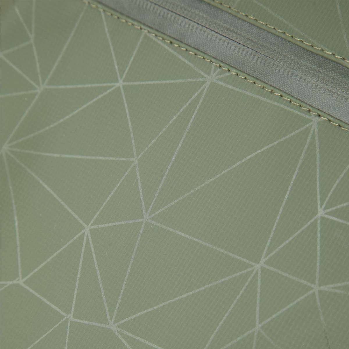 Fitnessstudio to Go (inkl. App) + Shaker + Nutrition System 1 Monat PAKAMA athletics