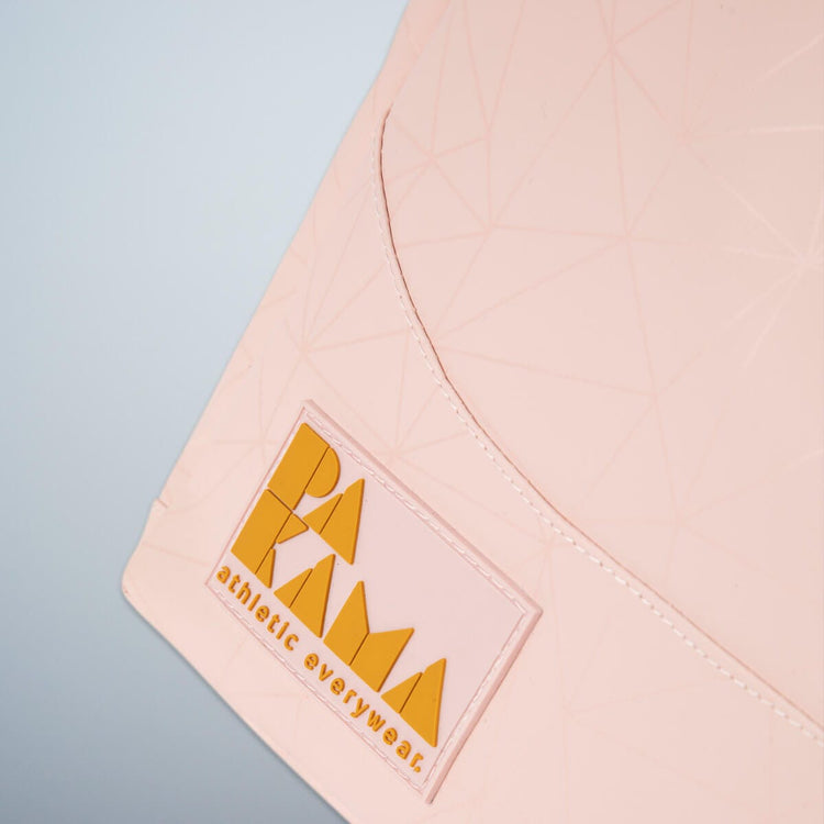 PAKAMA-sac à dos de fitness-pink-front-logo